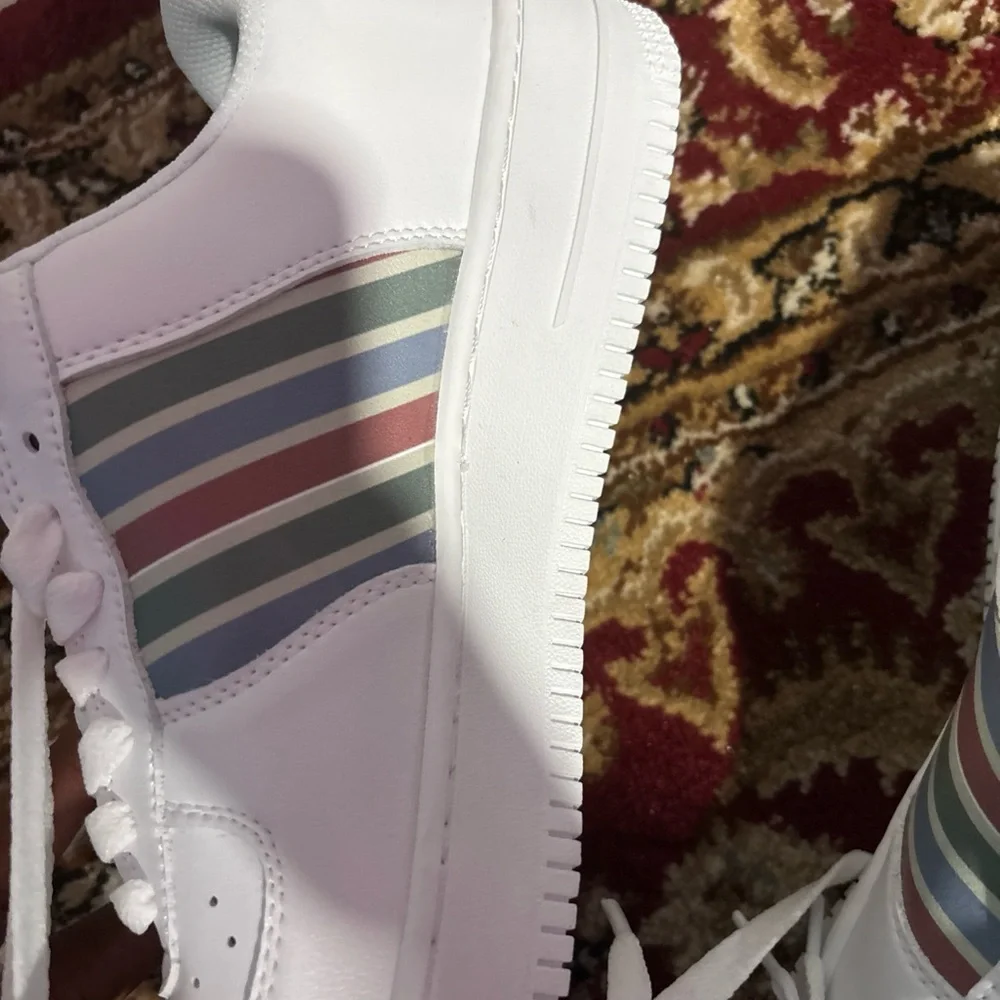 Gucci White Sneakers with Multicolor Stripes